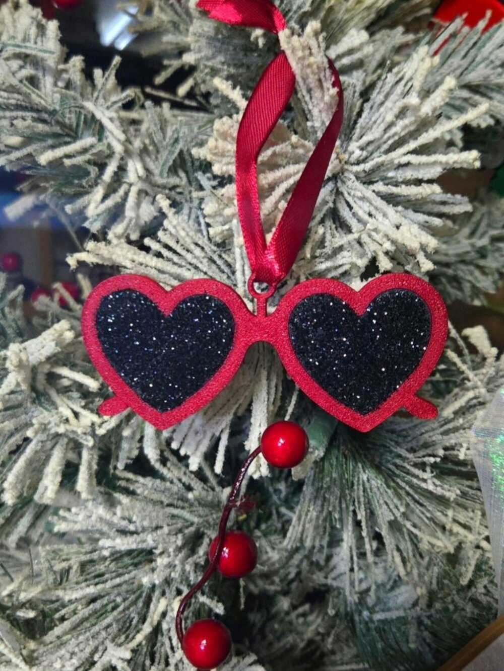 Sunglasses ornament